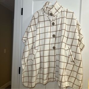 Women’s LeModa Cape Wrap Poncho Type Jacket White Brown Soft Warm
